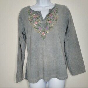 Bhag's gray floral embroidery Renaissance Prairie cottagecore top split collar